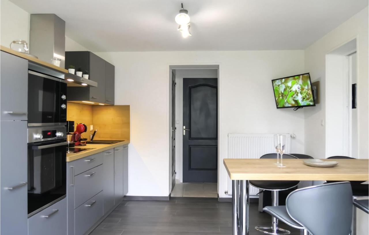 Gorgeous Apartment In Pirou With Kitchen Ngoại thất bức ảnh